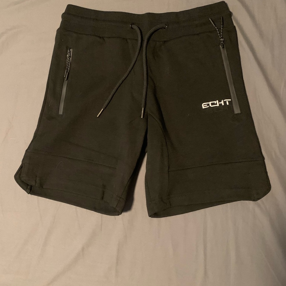 Etch shorts